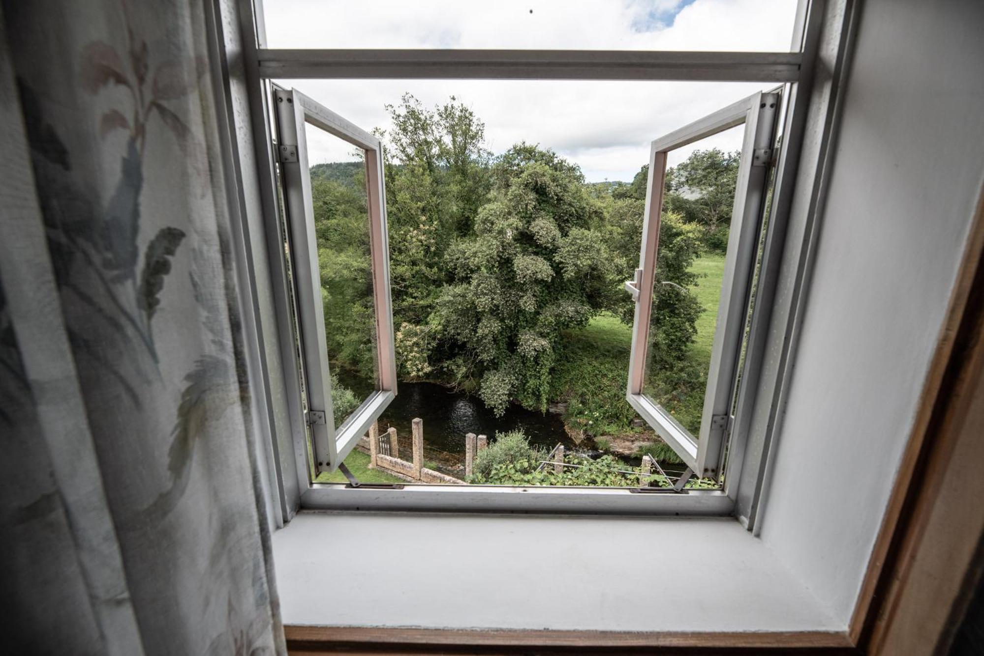 Exclusiva Casa Rural Mariano Con Acceso Directo Al Rio Баралья Экстерьер фото